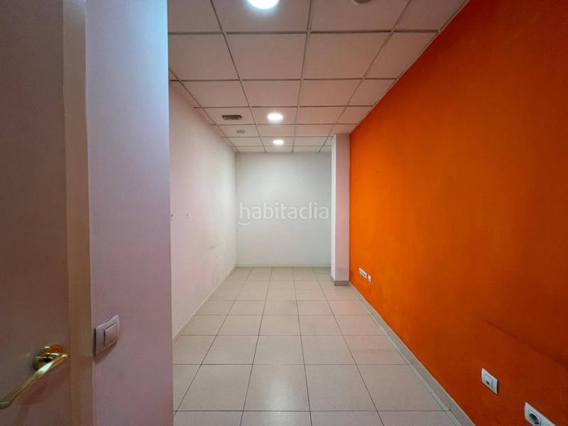 Foto a25d2d92-10ed-4f55-9ab1-b7e7bf9d1cf2. Geschäftsraum in Joan Prim Granollers