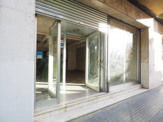 Local commercial  Carrer de sant jaume. Local en venta c/ navarra-mercadona
