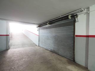Local commercial  Carrer de navarra. Almacén-garaje en venta c/ navarra