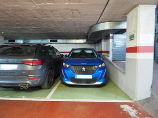 Aparcament cotxe  Sant josep. Parking en venta en centre