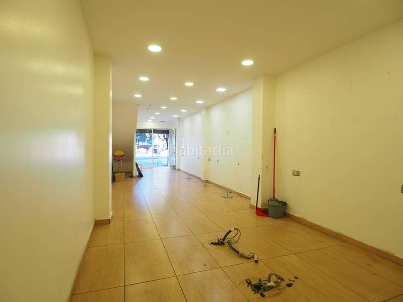 Foto 117a3a0d-c5f4-42f8-ba20-92b355bd621d. Location local commercial dans Joan Prim Granollers