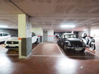Aparcament cotxe  Equador. Parking en venta en font verda