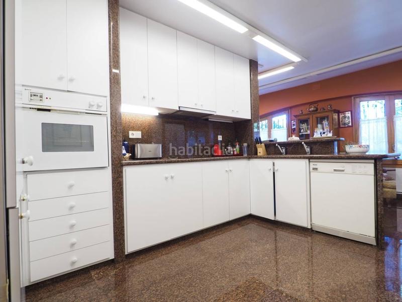 Foto d2a7dcfe-e7d0-49fd-8ce3-180ec540807c. Chalet espectacular casa en venta en Canovelles