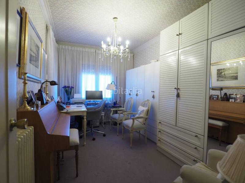 Foto d984c157-7d92-4aad-a4b4-1f9c391993ff. Chalet espectacular casa en venta en Canovelles