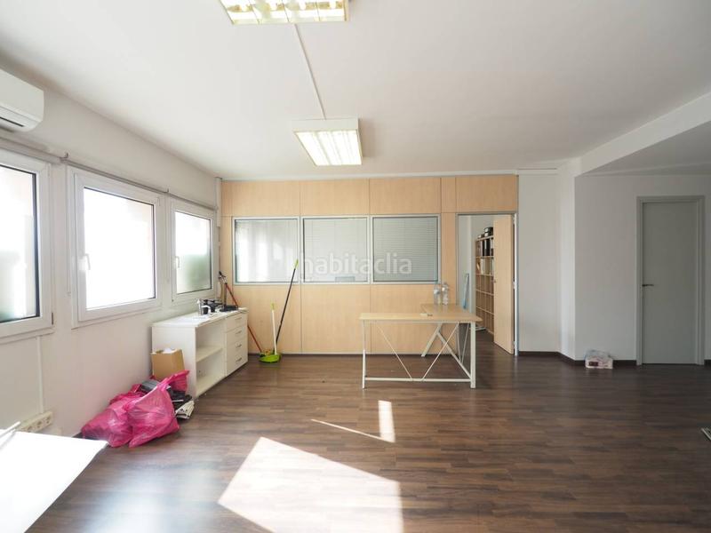 Foto 247bfb54-03af-466a-85fe-1217a86a7722. Location bureau dans Sant miquel Granollers