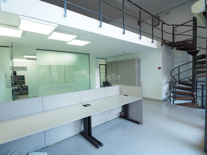 Foto 6e9a5f0a-09cf-4001-a45a-81222b7549f1. Location local commercial dans josep pinyol 8 dans Sant miquel Granollers