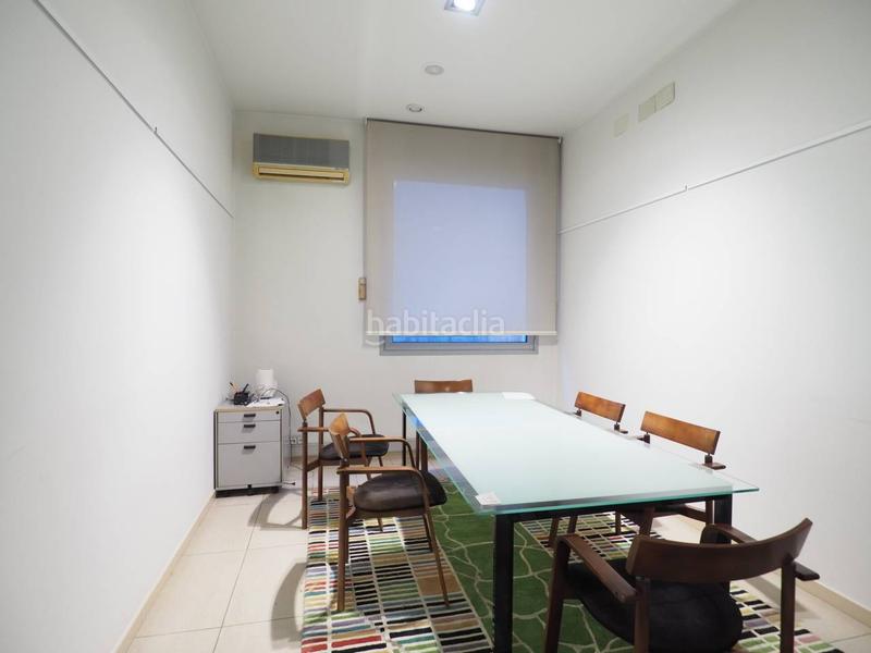 Foto 583c41af-3af8-42fc-a9e2-5e9189d1f7ef. Local comercial  en venta centro en Granollers