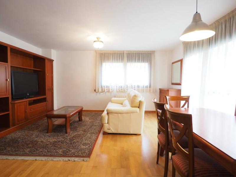 Foto 1848648a-f834-4fc9-8b66-221056739472. Piso venta de piso centro, pl. coronapalaudaries en Granollers