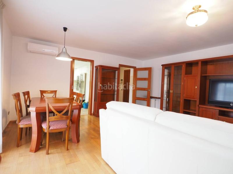 Foto b81167fa-9bd9-488f-9035-267d4a47d146. Piso venta de piso centro, pl. coronapalaudaries en Granollers