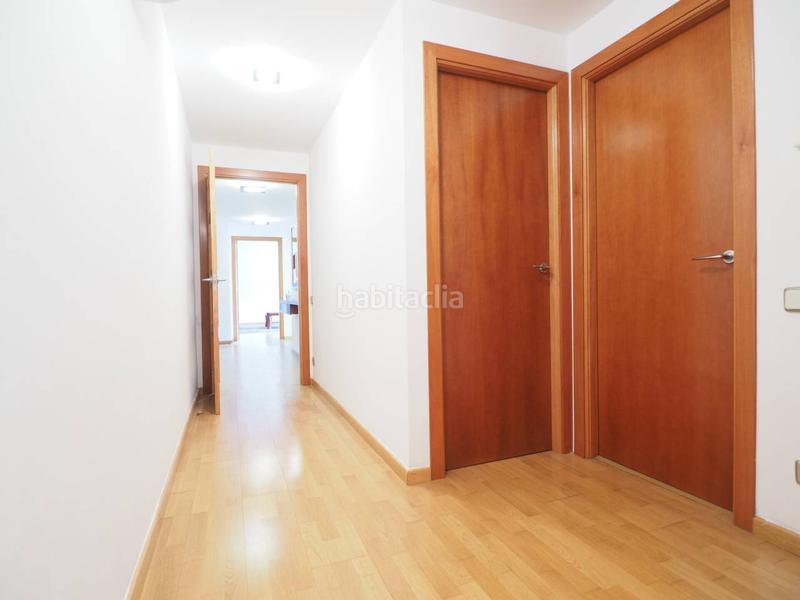 Foto dd79c9d2-a360-4ffc-9ca6-4df3bd2db33c. Piso venta de piso centro, pl. coronapalaudaries en Granollers