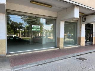 Local commercial  Rafael casanova. Local comercial en venta en granollers