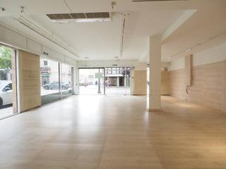 Location Local commercial  Navarra. Alquiler de local comercial en granollers