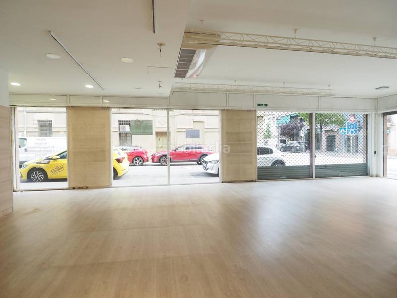 Foto b4c5ef83-8234-4df5-bd30-54b1e0e582c9. Alquiler local comercial alquiler de local comercial en Granollers