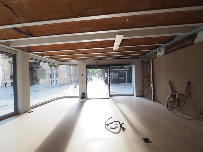 Foto eda77d03-1c3c-4b8b-9b2f-e967076ae1d6. Alquiler local comercial alquiler de local comercial centro en Granollers