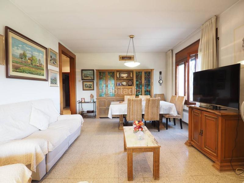 Foto 1065007f-b036-4799-89f0-387da87fa9f3. Casale con riscaldamento parcheggio in Canovelles