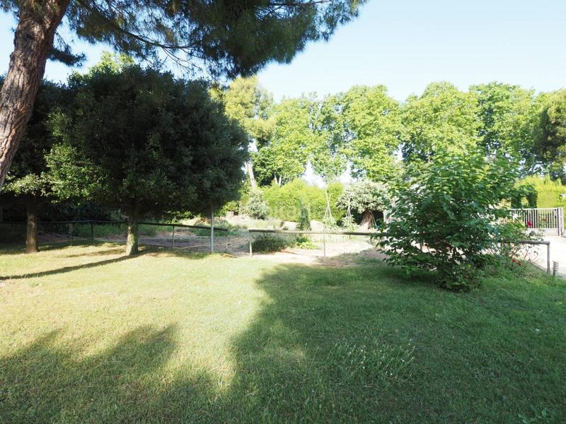 Foto 428b7571-c524-43cc-97b8-d2b3385203ab. Casale con riscaldamento parcheggio in Canovelles