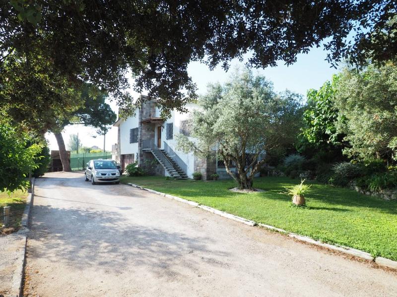 Foto 79a3e00f-9416-452e-814c-42f290bc5548. Casale con riscaldamento parcheggio in Canovelles