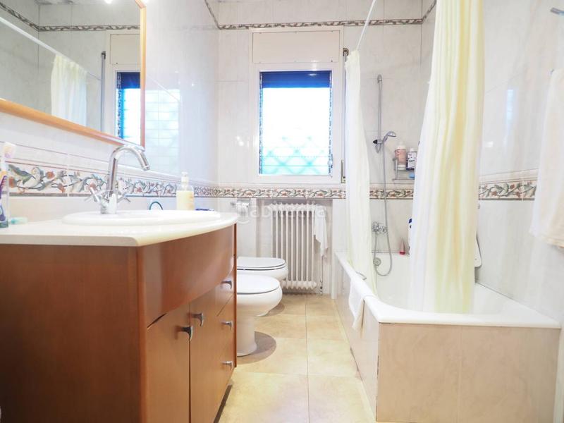 Foto 9c9561fb-1d0d-4960-b4c8-8ea97deba757. Casale con riscaldamento parcheggio in Canovelles