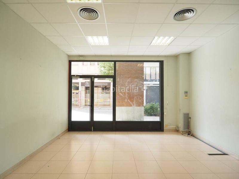 Foto 65fc9476-50d7-44e3-839d-5c09465aedcc. Alquiler local comercial alquiler de local comercial en el centro en Granollers