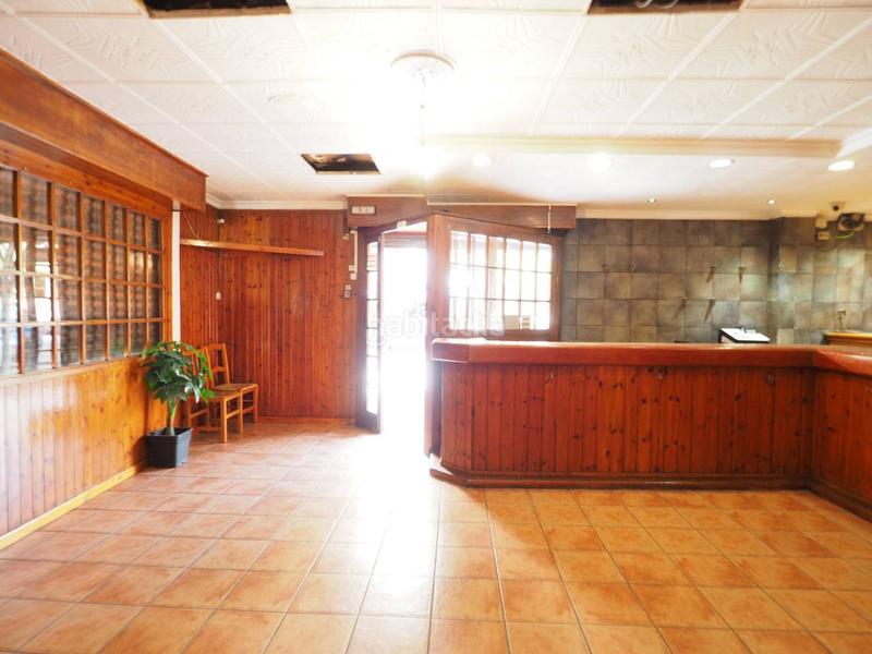Foto 16100c3e-7f02-43c1-8c5c-60c7863d6264. Local comercial venta de local comercial en Sota el cami ral Granollers