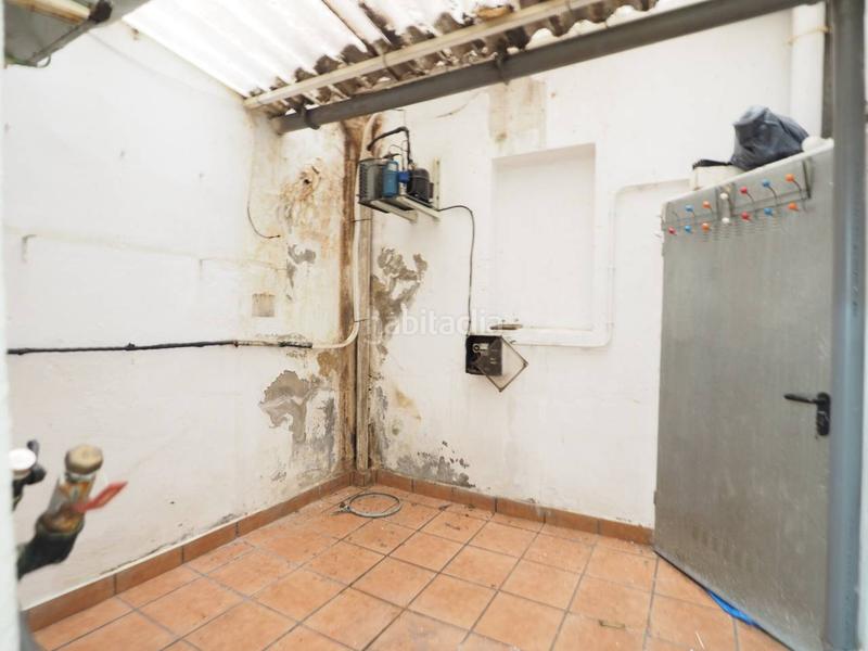 Foto dec58dea-368a-429b-949c-cc5d2ec59cf5. Local comercial venta de local comercial en Sota el cami ral Granollers