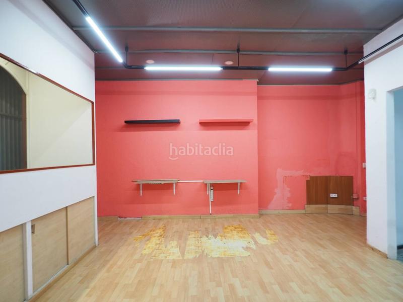 Foto 6ae1ffa1-a598-4ee8-986f-d4edb86af79b. Location local commercial dans Font Verda Granollers