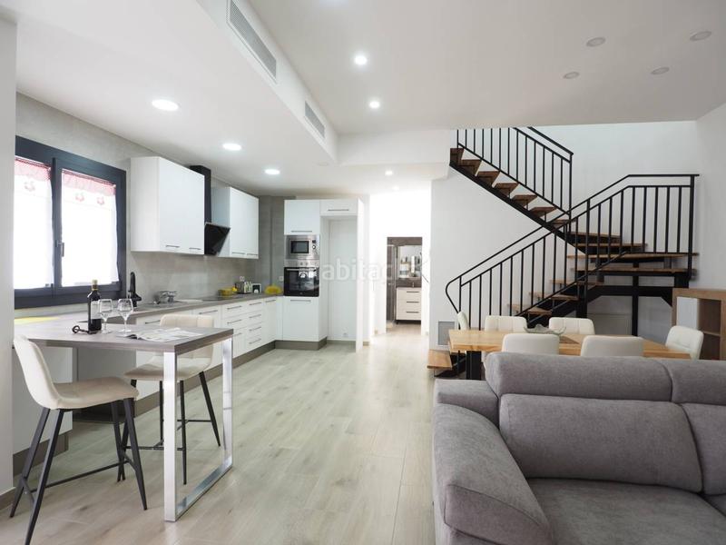 Foto fbd592e5-5607-4e9f-8639-b21f41efe778. Semi detached house with parking in Santa Eulàlia de Ronçana