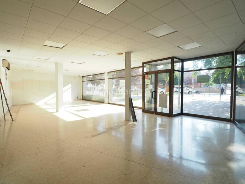 Foto abf4571f-eeb9-4d1d-8233-d4be5c8fbd84. Alquiler local comercial alquiler de local comercial nord en Granollers
