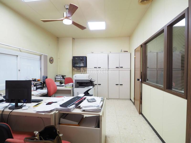 Foto e87cb1fb-266a-40d0-b58e-f9380f507e9d. Alquiler local comercial alquiler de local comercial nord en Granollers