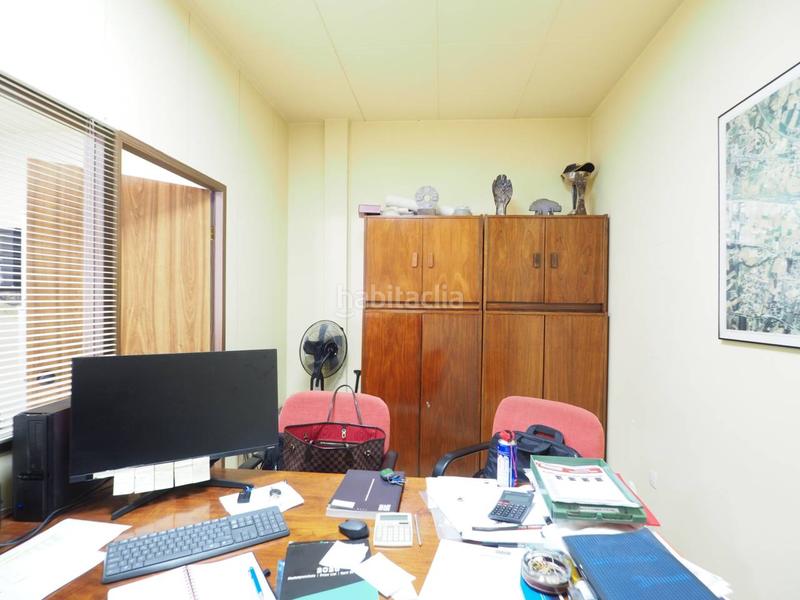 Foto 441bef7f-5a71-41c8-897d-6da9d744ee6f. Location local commercial dans Joan Prim Granollers