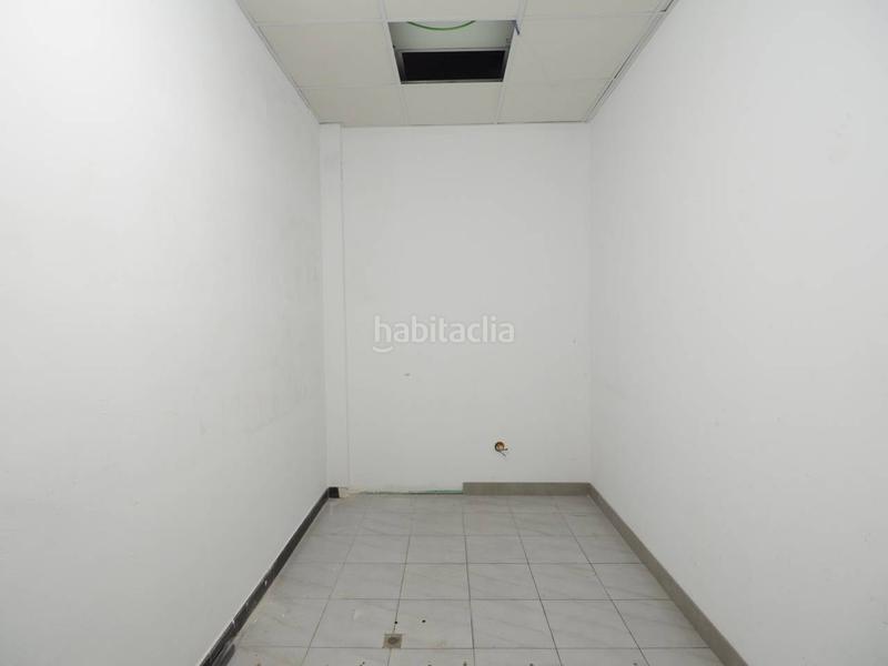 Foto afff4636-5eb6-4a30-bd87-c16ad5283d1b. Geschäftsraum in Instituts Granollers