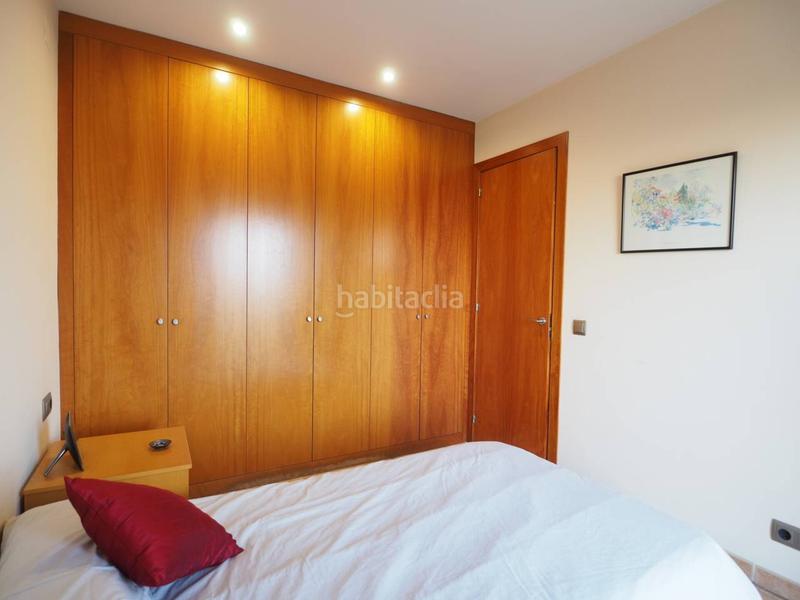 Foto 8555eafd-924b-4730-be88-e7f10633e3f2. Maison jumelée avec chauffage parking piscine dans Font Verda Granollers