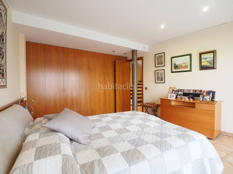 Foto d4024600-76c6-4fca-a658-6edd44eadeba. Maison jumelée avec chauffage parking piscine dans Font Verda Granollers