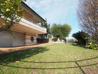Casa  Calle nuria. Casa en venta en lliçà de vall