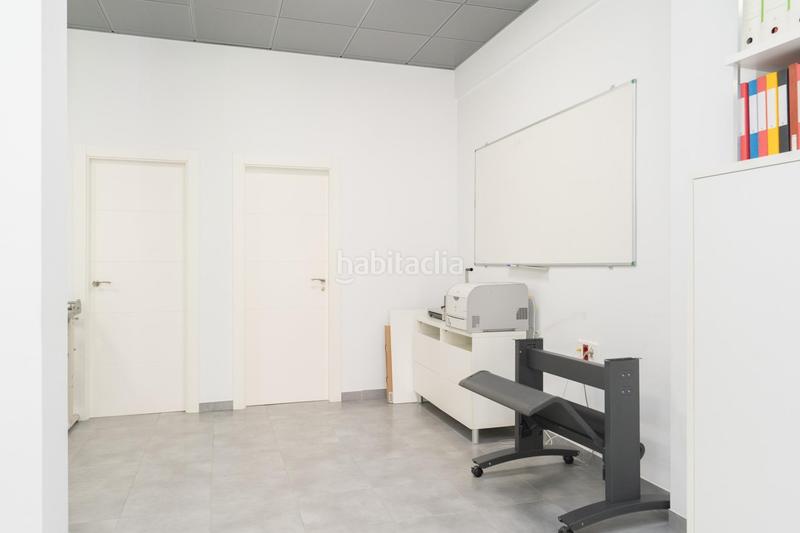 Foto b6f2b355-567c-473e-8792-e3080ef3a230. Locale commerciale in Motril ciudad Motril