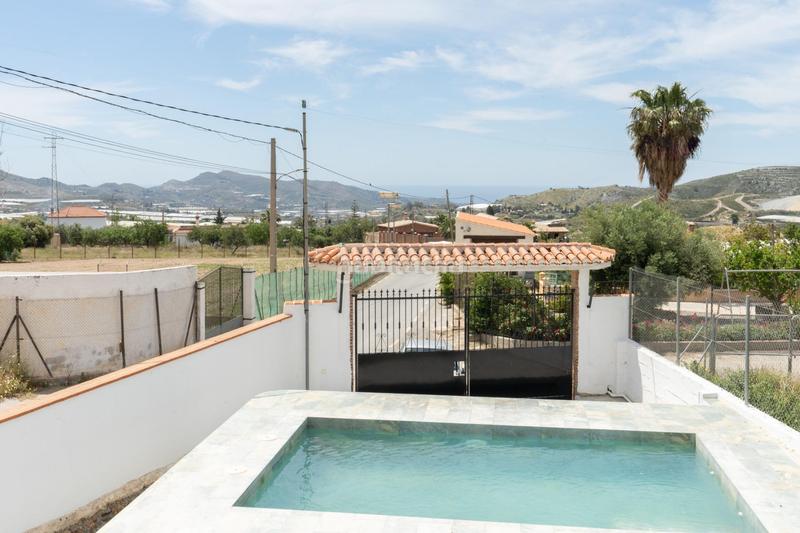 Foto 01a4ac4b-95ad-4ae6-b653-6a8f747b5d76. Casa con parcheggio piscina in Los Tablones - La Garnatilla Motril