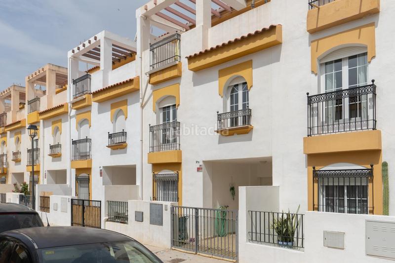 Foto 5fa07479-a9d2-45ac-9c94-249b650baf89. Casa adosada vivienda con encanto , a solo 15 minutos de la playa en Gualchos