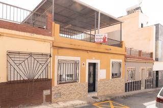 Haus  Calle calle florida, 94. Casa en planta baja!