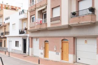 Haus  Calle enrique montero. Casa en pleno centro de motril!