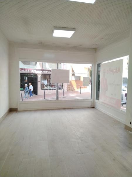 Foto 0c1e3896-fa30-4a7d-b640-29e63a459045. Alquiler local comercial  en el centro en Motril