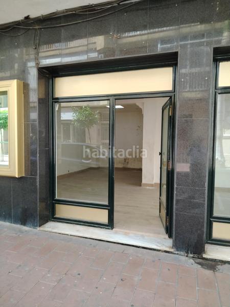 Foto cc86cabc-8151-431e-b022-2c73124eb728. Alquiler local comercial  en el centro en Motril