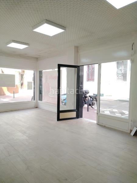 Foto fa1dfb0a-b932-4ffd-a9e6-2f3e22be9268. Alquiler local comercial  en el centro en Motril