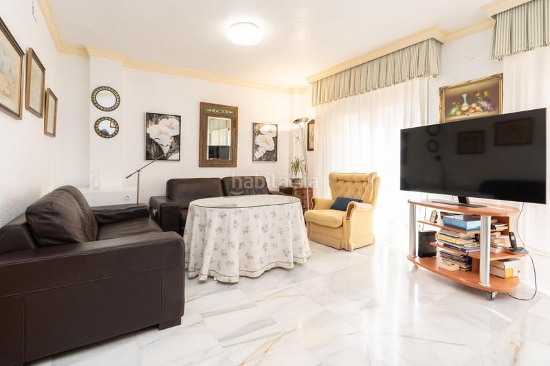 Foto de2690c0-54d8-48d7-8e46-80abf2367b9e. Casa en calle rosa chacel 8 casa en una zona privilegiada!! en Motril
