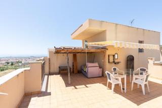 Appartement  Calle clara campoamor. Oportunidad única en residencial la nacla, motril! con piscina