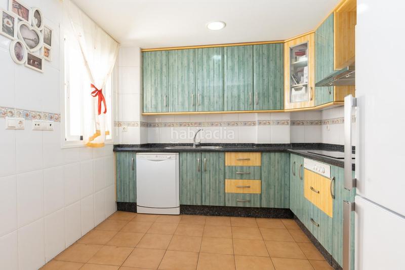 Foto a2164947-f7f2-4f89-beab-c44d9dee433a. Àtic amb aparcament piscina a Motril ciudad Motril