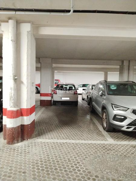 Foto 822ebea1-ce7a-43b4-be06-d5abcce19a1e. Parking voiture dans alonso terron 3 3 dans Motril ciudad Motril