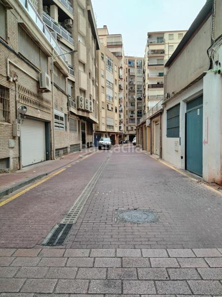 Foto dd0bd72f-1c49-423f-aa6e-f418e99518cc. Parking voiture dans alonso terron 3 3 dans Motril ciudad Motril