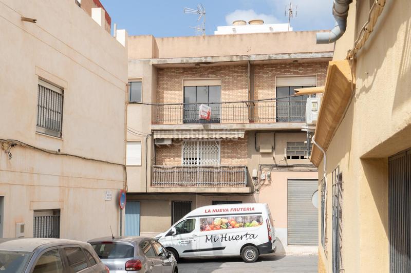 Foto 3a063a5c-6c3f-4379-a374-bf460fe9a043. Pis a calle calle jesús del gran poder a Motril ciudad Motril
