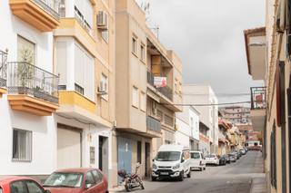 Appartement à Calle calle jesús del gran poder, 5 5. Buscas un piso que tenga pocos vecinos?? tan sólo 2 vecino!!