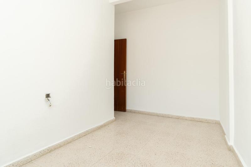 Foto a790d43e-2a51-4b61-af91-f0c3f5072b0a. Pis a calle calle jesús del gran poder a Motril ciudad Motril